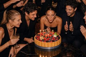 Torte estive a Milano - Charlotte ai frutti di bosco.